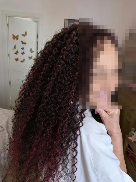 Trenzas crochet a domicilio en Bilbao — melena larga con volumen — Olon trenzas africanas